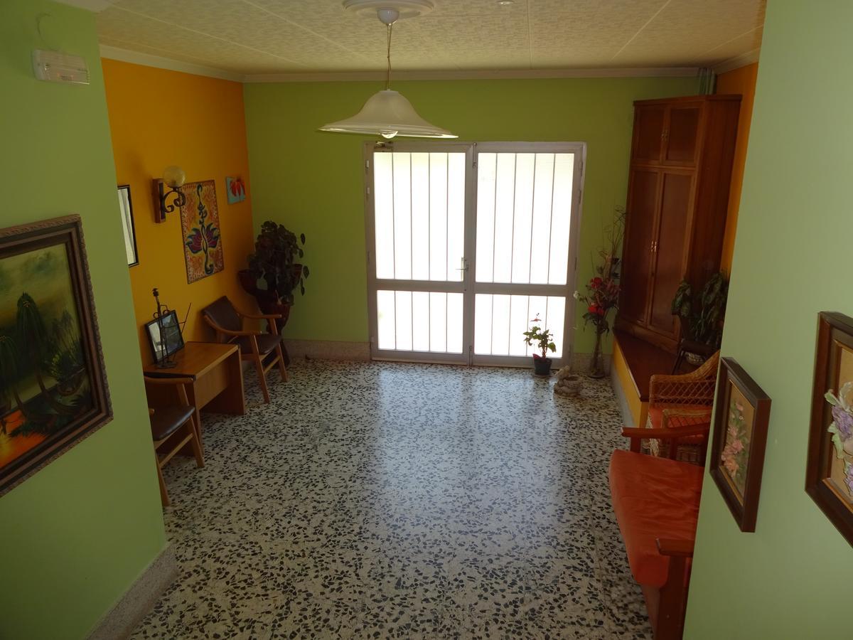 Hostal Terraferma Algerri Buitenkant foto